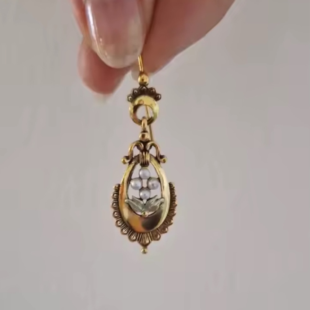 Antique Gold Drop Earrings with Pearls & Leaf Detail - Picture 6 of 13